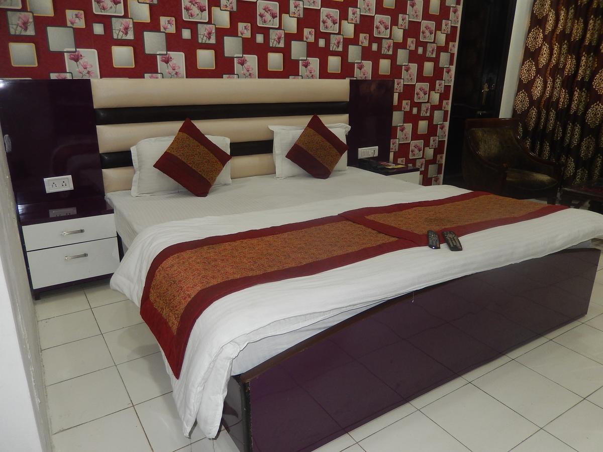 A New Delhi Hotel Orchid Garden Esterno foto