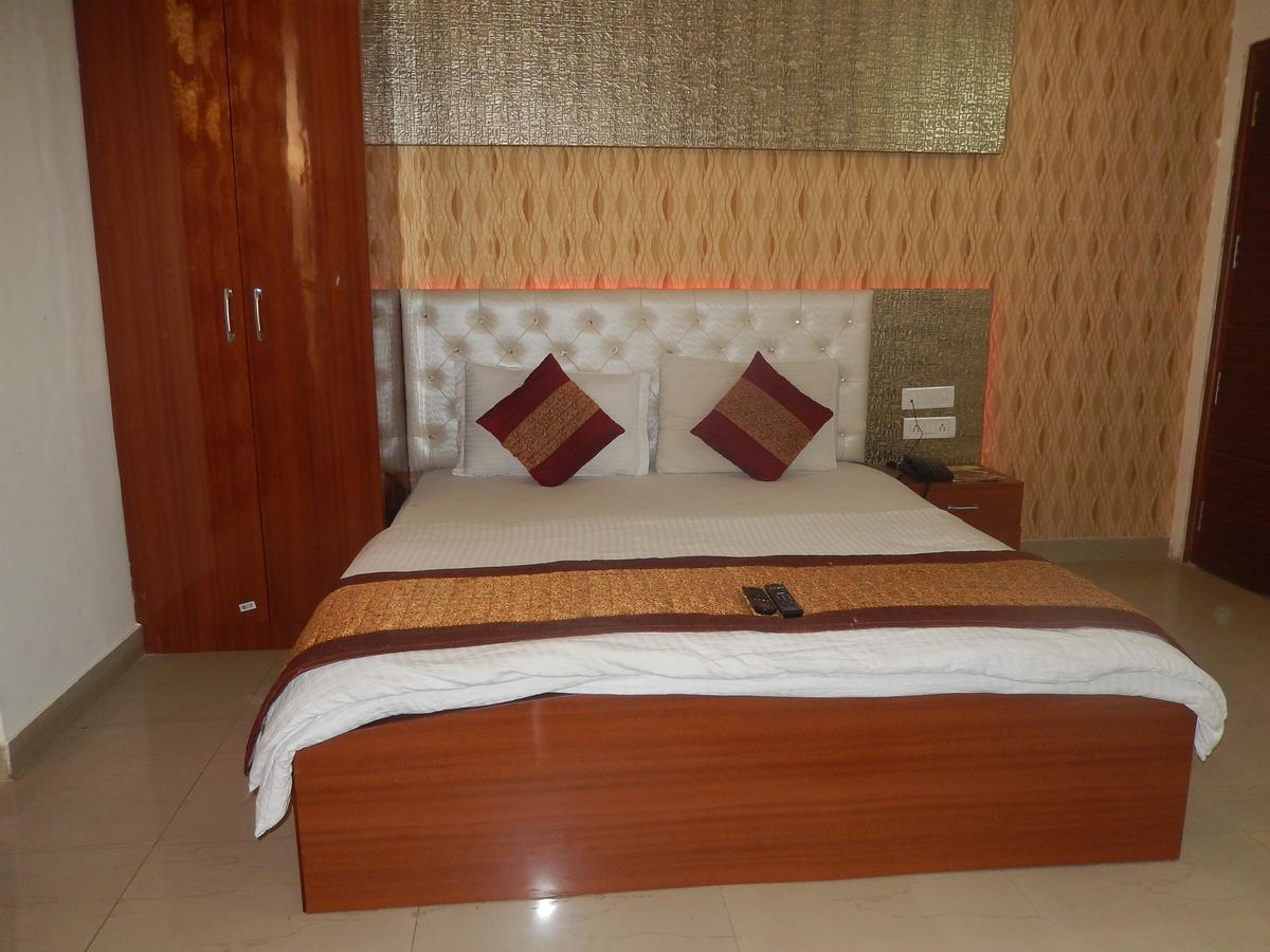 A New Delhi Hotel Orchid Garden Esterno foto